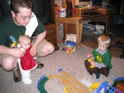 kivrin-eyeing-colins-new-toy