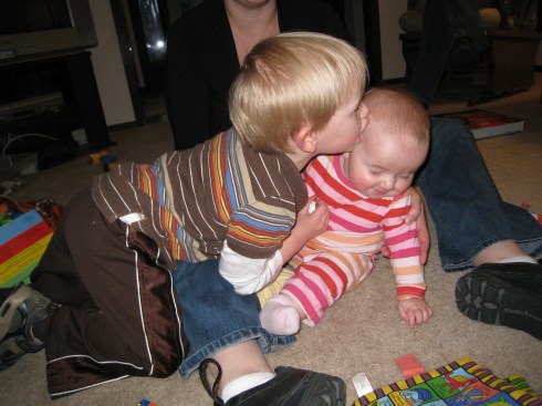 colin-trying-to-blow-a-raspberry-on-kivrins-head