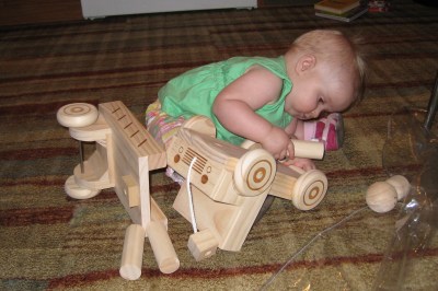 4x6 kivrin fixing her truck