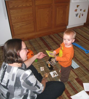 kivrin with her pictures from papa staley
